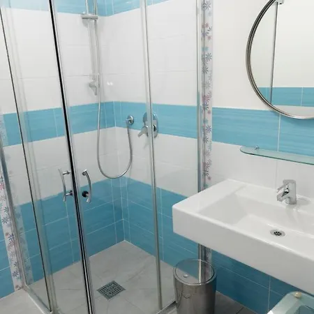 Buon Centro - - Self Check-in 3* Bologna