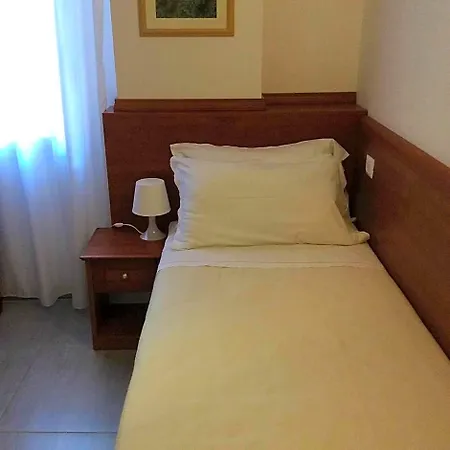 Buon Centro - - Self Check-in Hotel