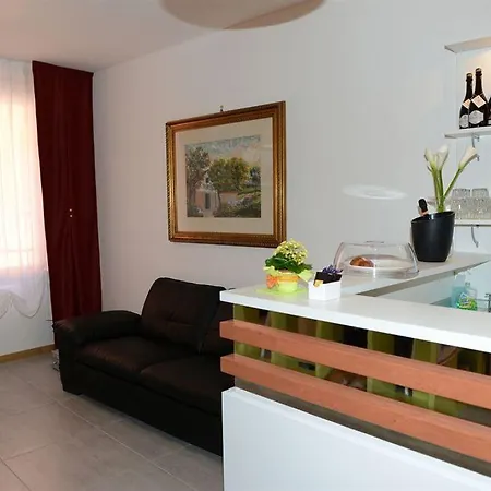 Buon Centro - - Self Check-in 3* 볼로냐