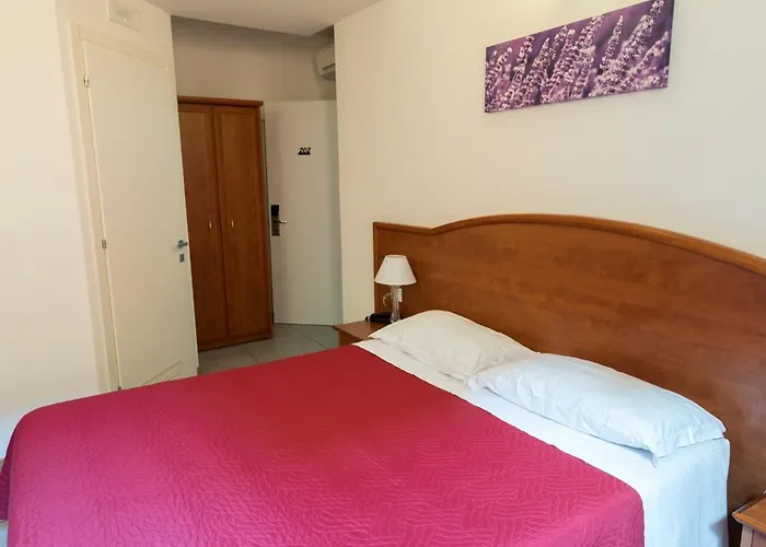 Buon Centro - - Self Check-in 3* Bolonia