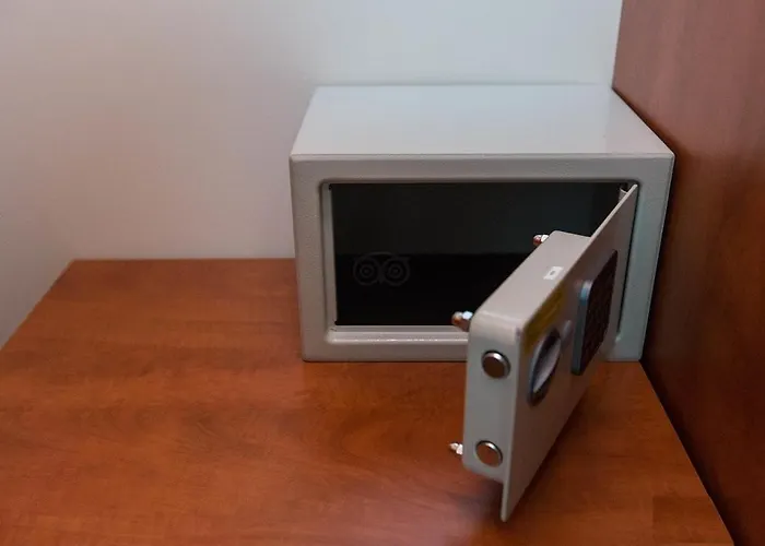 Buon Centro - - Self Check-in Hotel