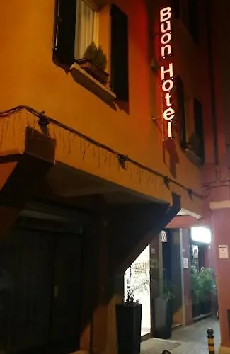 Buon Centro - - Self Check-in 3* Bolonia