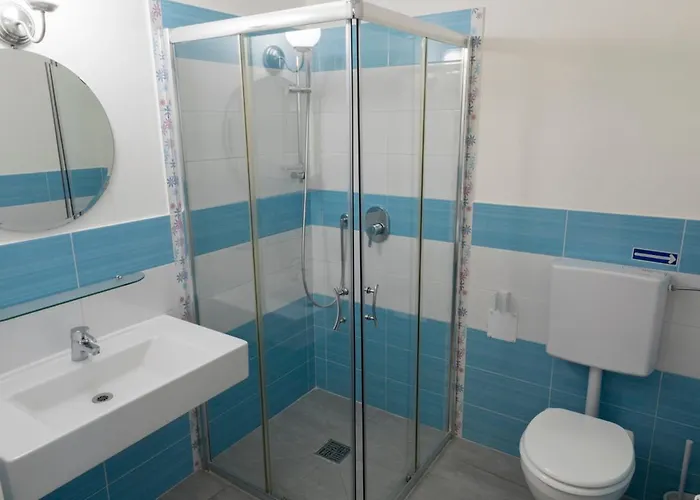 Buon Centro - - Self Check-in 3* Bologna