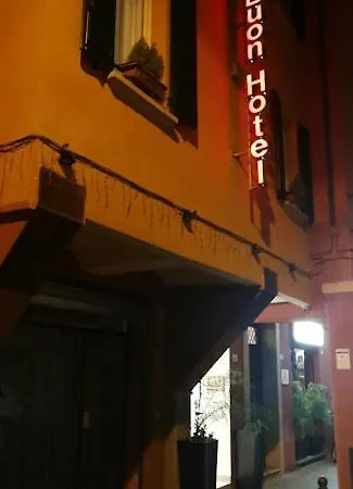 Buon Centro - - Self Check-in 3* Bolonia