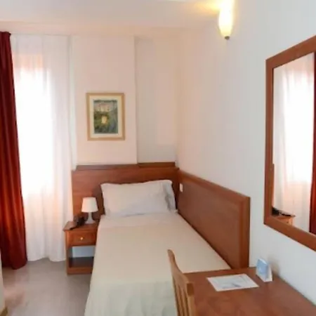 Buon Centro - - Self Check-in 3* Bolonia