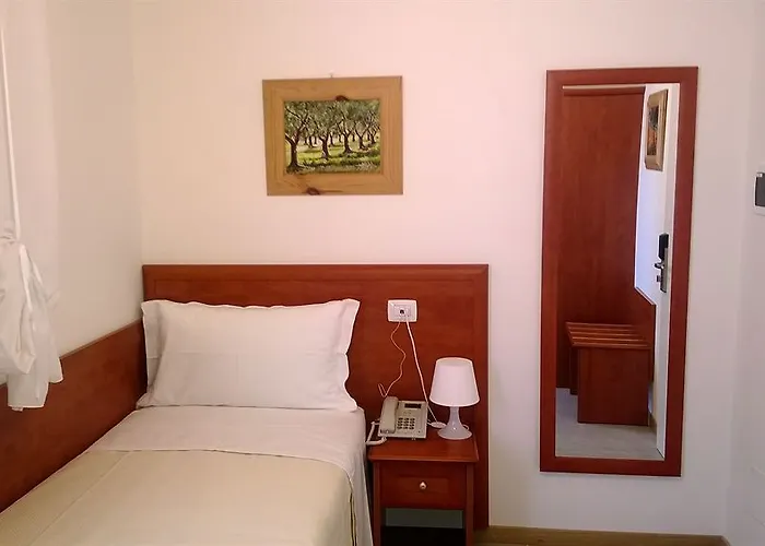 Szálloda Buon Centro - - Self Check-in 3*