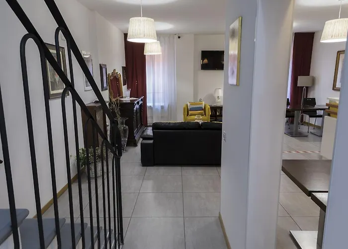 Buon Centro - - Self Check-in Hotel